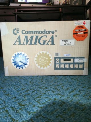 Commodore Amiga 2000 Computer,  Release 2 plus E.  C.  S. ,  keyboard & mouse 9