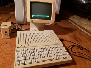 Apple IIc,  in Apple Carrying Case 8