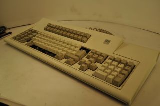 Ibm Model F 6110347 Mechanical Keyboard Feb 1985 122 Key Clicky See