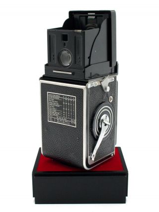 Rolleiflex 3.  5 TLR Film Camera,  Tessar 75mm Lens 0258 5