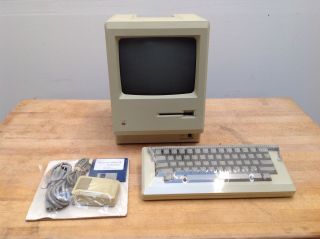 1984 Apple Macintosh Model M001,  128k Model,  400K Computer,  (The) 7