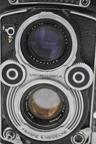 Rolleiflex 3.  5f TLR Camera Model 3 Early 60s W/ Zeiss f3.  5 Planar 75mm 4