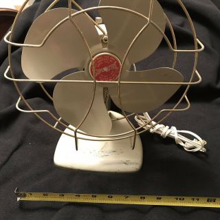 Vintage Superior Electric Corp Usa Beige Oscillating Desk Wall Fan 1053