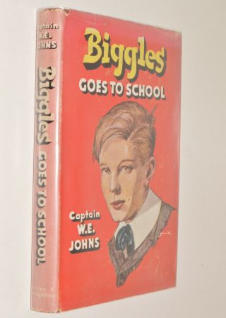 Captain W E Johns Biggles Goes To School Hb Dj 1951 First Edition