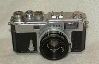 Nikon S3 Rangefinder Camera With 35mm Wide Angle Lens