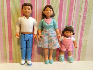 Vintage Fisher Price Loving Family Dream Doll House Dolls Hispanic 1993 Mom Dad
