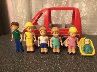 Vintage Little Tikes Dollhouse Minivan Mini Van Suv With Family Of 6