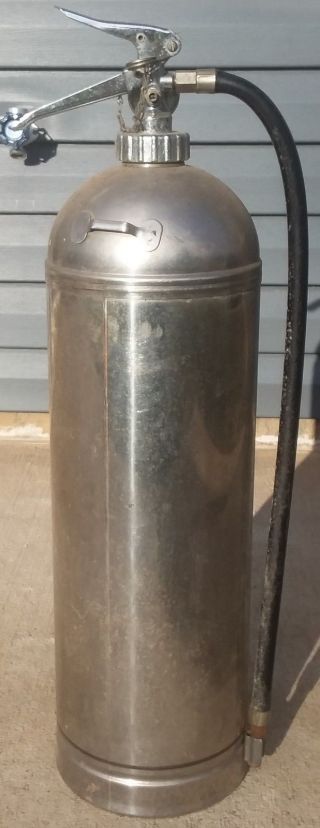 VTG Fyr - Fyter Fire Extinguisher Water Can Model F2W 2 - 1/2 Gallon Rescue Mancave 4