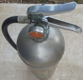 VTG Fyr - Fyter Fire Extinguisher Water Can Model F2W 2 - 1/2 Gallon Rescue Mancave 7