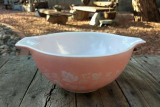 Vintage 1 - 1/2 Qt Pyrex Gooseberry Pink & White Cinderella Mixing Bowl No 442 Euc