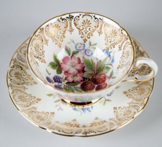 Paragon E68D Cup & Saucer Berries & Floral Gilt Gold Vintage Porcelain England 2