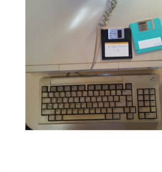Amiga 1000 Computer System 8