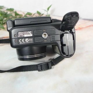 Vintage NIKON Coolpix 5000 5 Mega Pixels Digital Black Camera w/ Strap & Battery 7