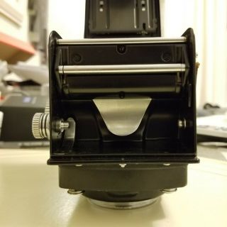 Rolleiflex 2.  8c 80mm Carl Zeiss lens 6x6 TLR camera 6