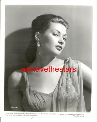 Vintage Yvonne Decarlo Gorgeous Sexy Glamour 