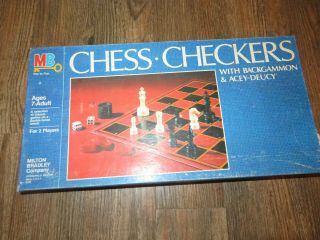 Vintage 1982 Milton Bradley Chess (checkers) Board Game Complete