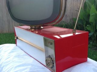 Philco PREDICTA RED PRINCESS 17” TV Classic Looks And Great,  Restored 2
