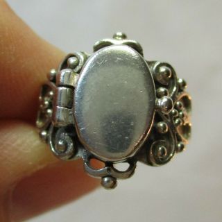 Vintage Poison Ring Sterling Silver 925 Ring - 6.  0 Grams - Size 5.  75