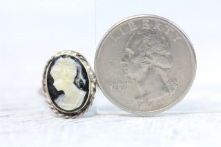 Vintage Cameo Resin Sterling Silver 925 Ring Black & White Pretty 8 7