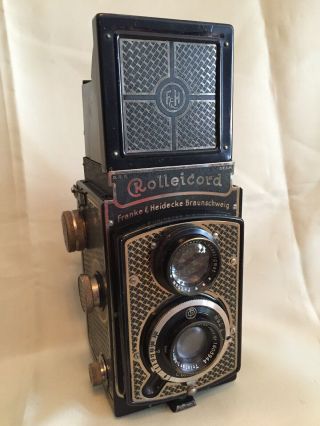 Rolleicord 1933 Art Deco Camera,  Triotar Lens 1:4.  5,  P=7.  5cm Serial 034538 2