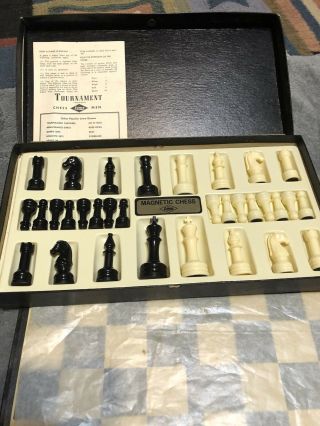 Old Vtg LOWE Magnetic Staunton CHESS SET Weighted Unbreakable Game Chessman 7