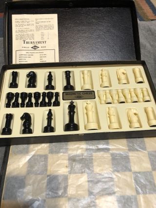 Old Vtg LOWE Magnetic Staunton CHESS SET Weighted Unbreakable Game Chessman 8