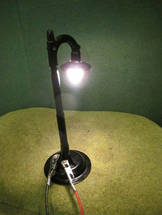 Vintage O Gauge Marx 419 Single Arm Lamp Post -