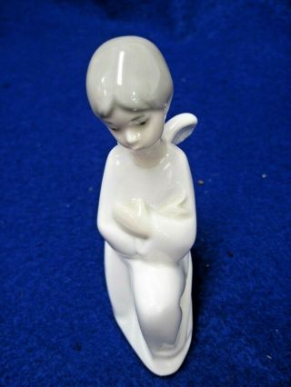 Vtg Nao By Lladro Girl Angel Crossed Arms Kneeling 4 3/4 " Tall Hand Made Spain