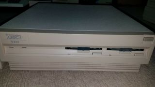 Commodore Amiga 3000 Computer 1mb RAM 2
