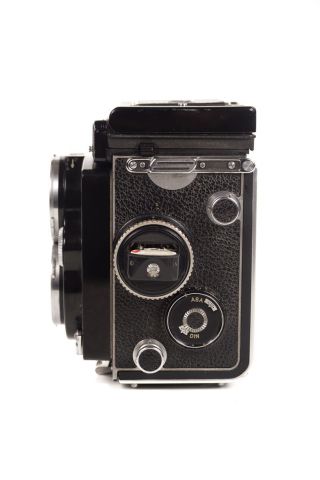 Rolleiflex 2.  8 F w/Carl Zeiss lens - Professional 6x6 TLR camera 4