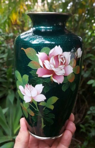 Vtg Japanese Emerald Green Cloisonne Vase W Pink Roses Girbari 7.  25in T Japan