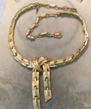 Vintage Jewellery Textured Trifari Signed Link Pendant Necklace 6