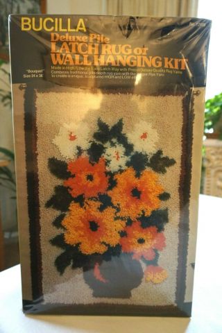 Vtg Bucilla 12806 Deluxe Pile Latch Hook Rug Wall Hanging Kit 24x36 Bouquet