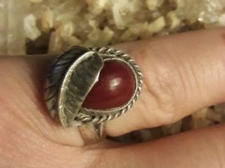 Old Vintage Native American Sterling Silver Red Coral Feather Ring Size 5