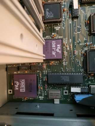 Tandy 4000 Computer 386 16MB RAM 100MB SCSI HDD Creative Sound Card VGA WHTF 5