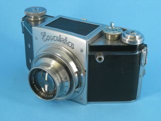 Ihagee Exakta B Vest Pocket (vp) Camera With Zeiss Tessar F2.  8/75mm Lens