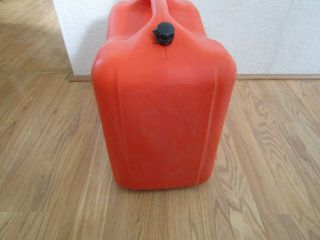 Vintage Scepter 6 Gallon Vented Gas Can Model J - 105 3