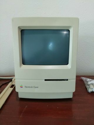Apple Macintosh Classic Computer M4150 4mb Ramstill Needs Work,  Access.