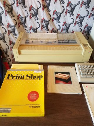 Apple Macintosh Plus Computer,  Bag,  Keyboard,  Mouse,  Printer,  Software,  Manuals 3