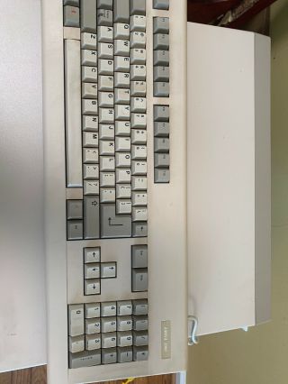 Commodore Amiga A2000 Keyboard,  Mouse,  - -, 6