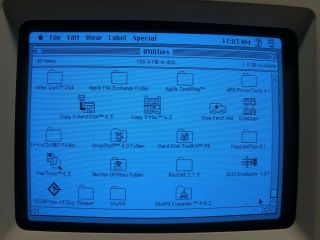 Apple Macintosh Classic II - RECAPPED LOGIC BOARD & ANALOG BOARD - 3 gb HD. 11