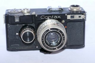Zeiss Contax I (F) 35mm film camera with 5cm f2.  8 Tessar lens w/case and shade. 12