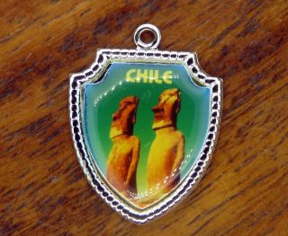 Vintage Silver Chile Rapa Nuis Statues Easter Island Country Shield Charm E14