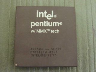 Intel Sl239 Pentium Mmx 166mhz Vintage Ipp Cpu Processor A80503166 Ceramic/gold