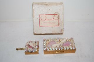 Vintage Wiesners Florida Shell Cigarrette And Ashtray Set Trickettes