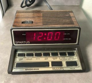 Vintage Spartus Digital Electric Talking Alarm Clock No.  1411 - 61 His And Hers