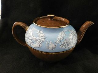 A Vintage Sadler England Teapot