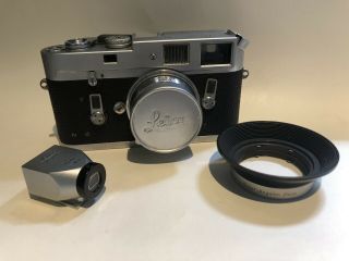Leica M4 35mm Rangefinder Film Camera 21 Mm Agulon Lens 21 Mm Viewfinder