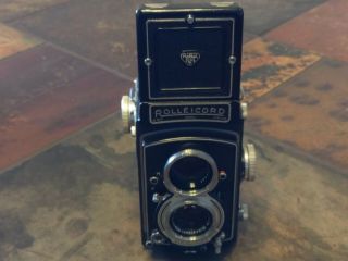 Rolleicord Va type 2 Camera,  Leather Case,  accessories. 2