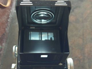 Rolleicord Va type 2 Camera,  Leather Case,  accessories. 7